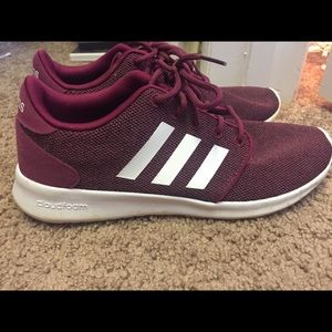 ADIDAS TENNIS SHOES!